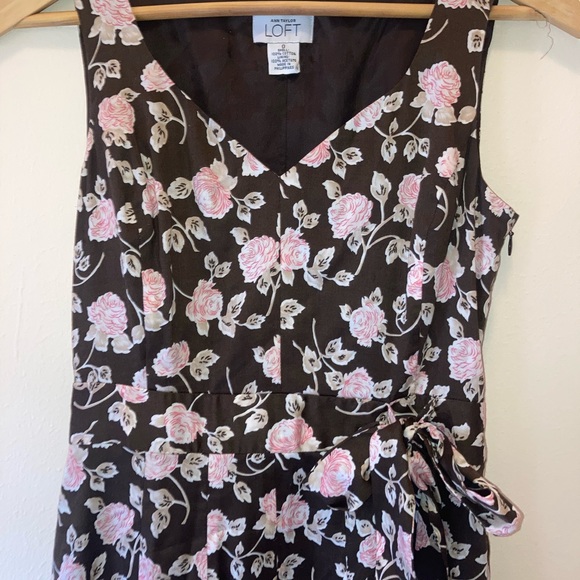Loft Anne Taylor Women’s Dress - Picture 2 of 4